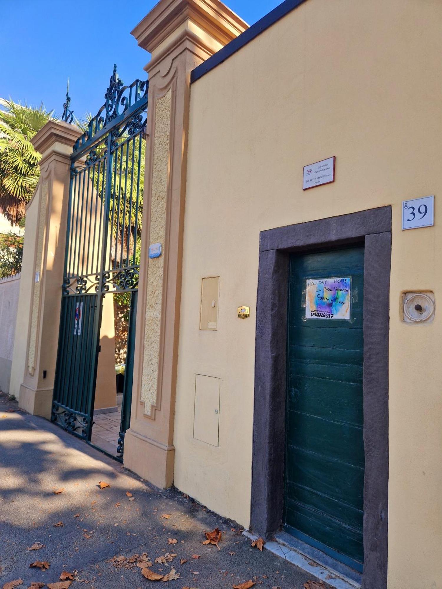 Serra Di Mare Casa Con Giardino Villa Livorno Dış mekan fotoğraf